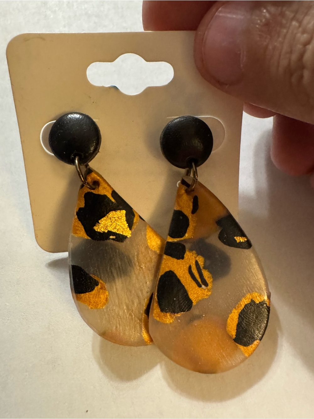 11 different earrings for women are girls